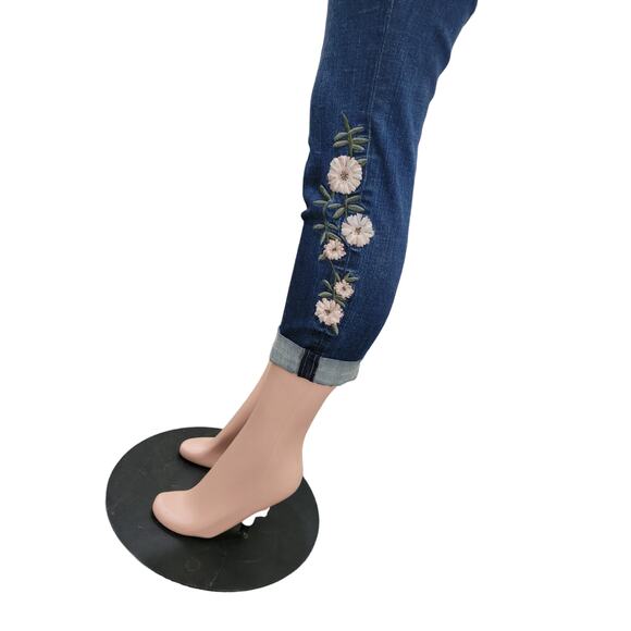 NYDJ Alina Ankle Jeans Size 4 | Floral Embroidered Dark Wash Cropped Denim - Picture 8 of 13